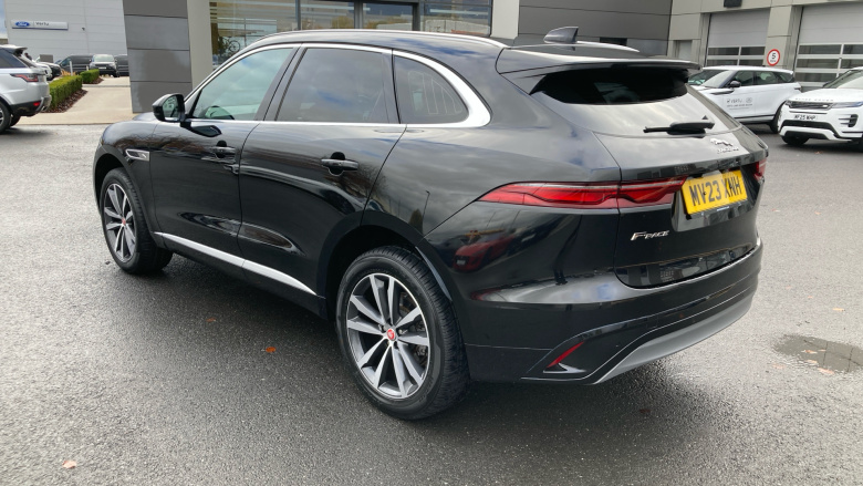 Jaguar F-Pace 2.0 D200 R-Dynamic SE 5dr Auto AWD Diesel Estate